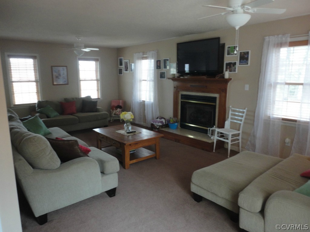 8797 Hines Road Disputanta, VA 23842 - Photo 9 of 19 Gallery Image 9