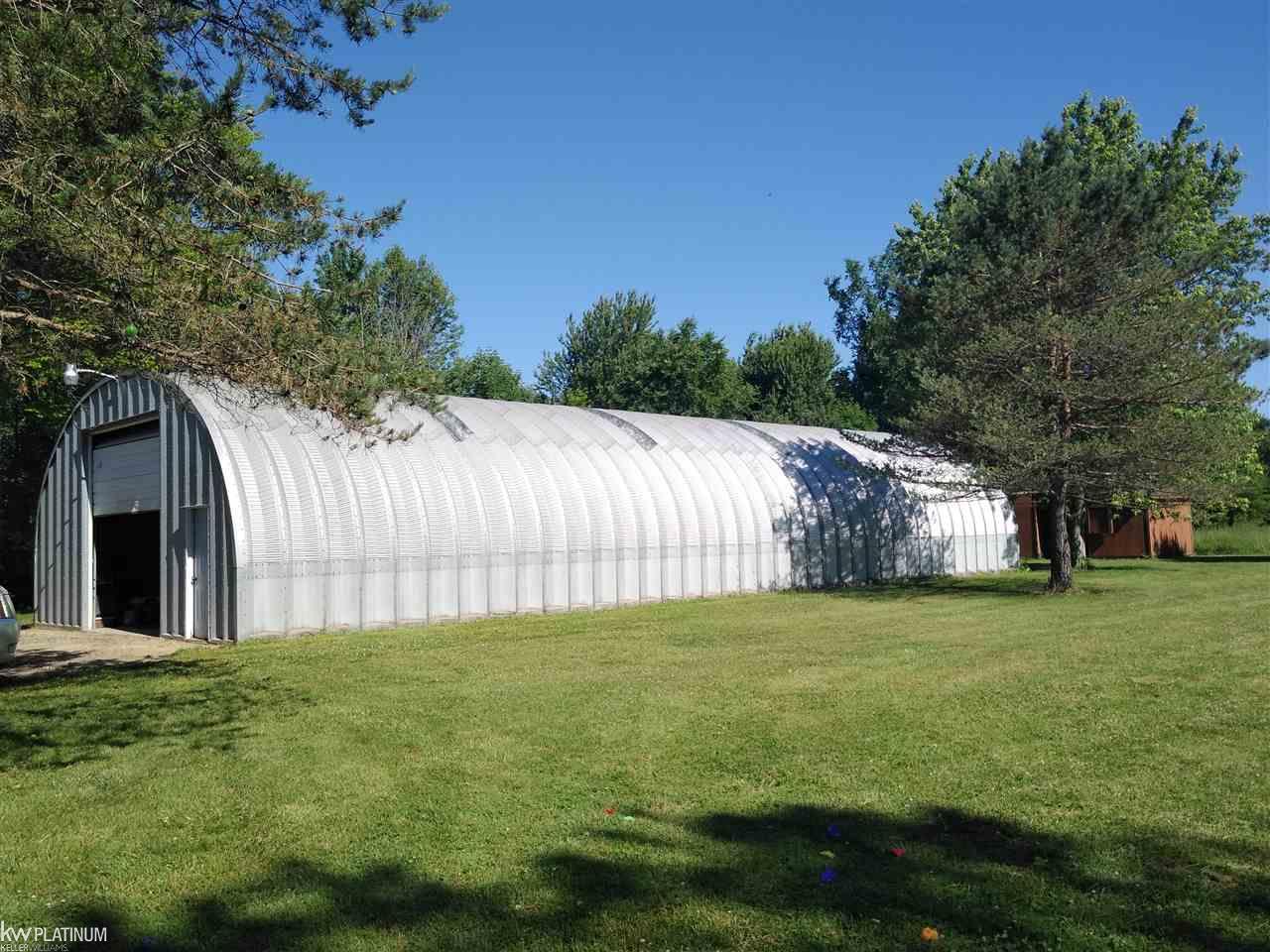 9242 Webb Road Goodells, MI 48027 - Photo 19 of 68 30x82