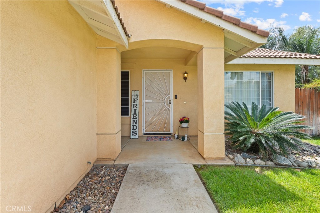 533 Heidi Circle Beaumont, CA 92223 - Photo 3 of 37