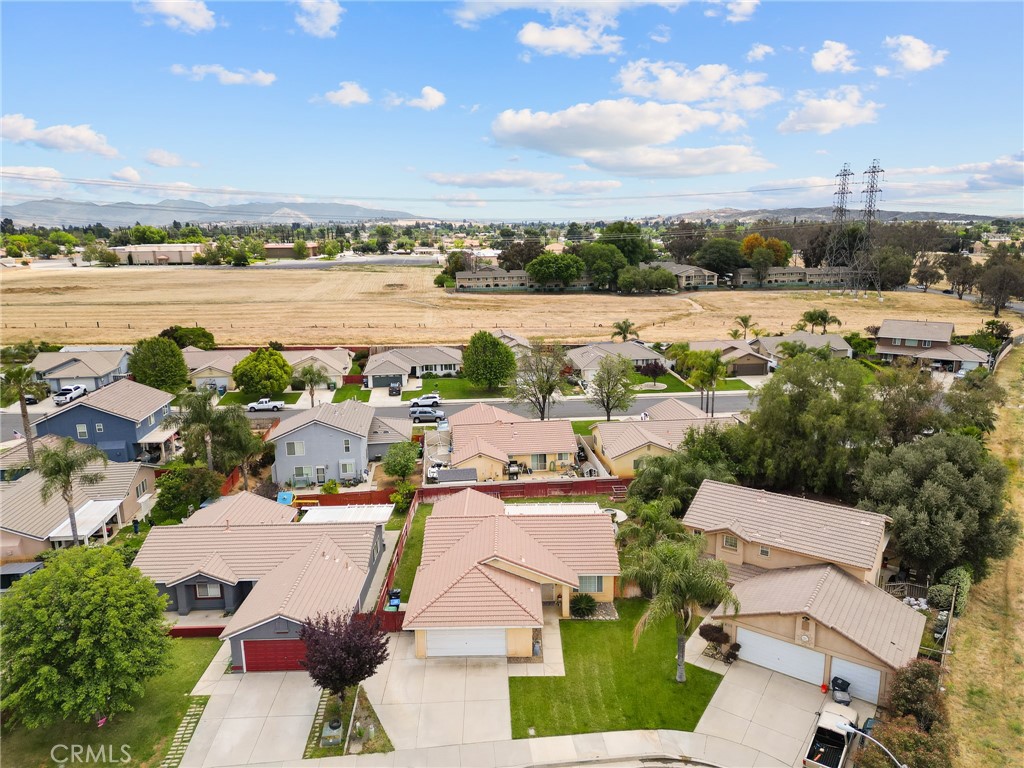 533 Heidi Circle Beaumont, CA 92223 - Photo 31 of 37 an aerial view of a city