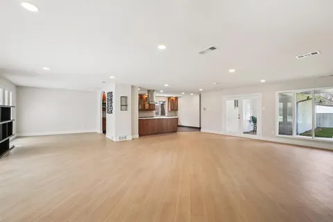 $635,000 | 3237 Timberview Road, Dallas, TX 75229