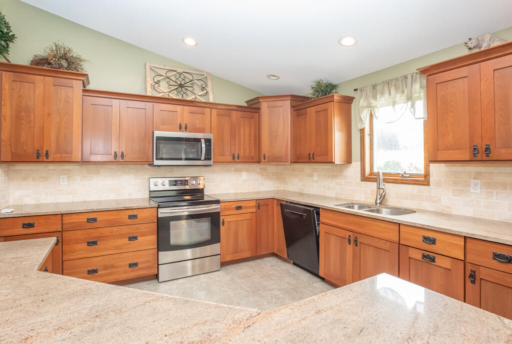 7 Robare Road Keeseville, NY 12944 - Photo 17 of 79