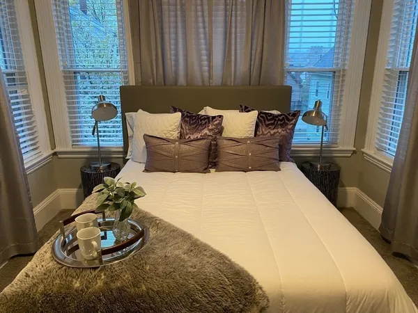 $2,500 | 9 Henry Street, Unit 2, Everett, MA 02149