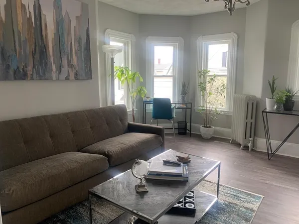 $2,500 | 9 Henry Street, Unit 2, Everett, MA 02149