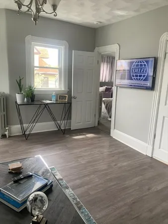 $2,500 | 9 Henry Street, Unit 2, Everett, MA 02149