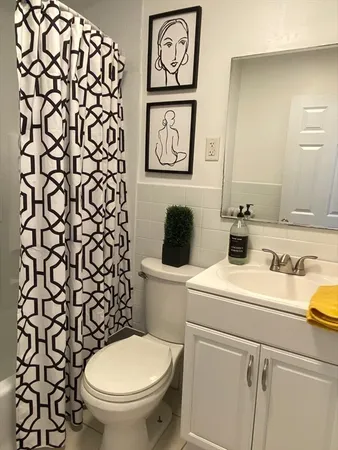 $2,500 | 9 Henry Street, Unit 2, Everett, MA 02149