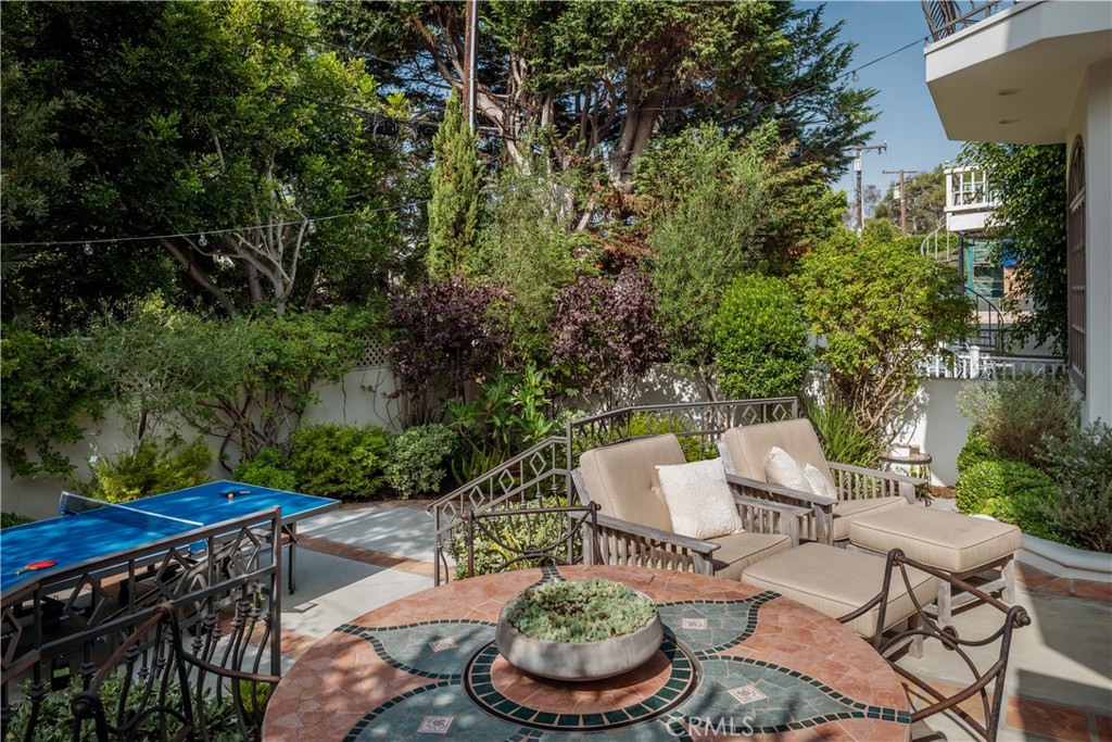 2001 Agnes Road Manhattan Beach, CA 90266 - Photo 20 of 22