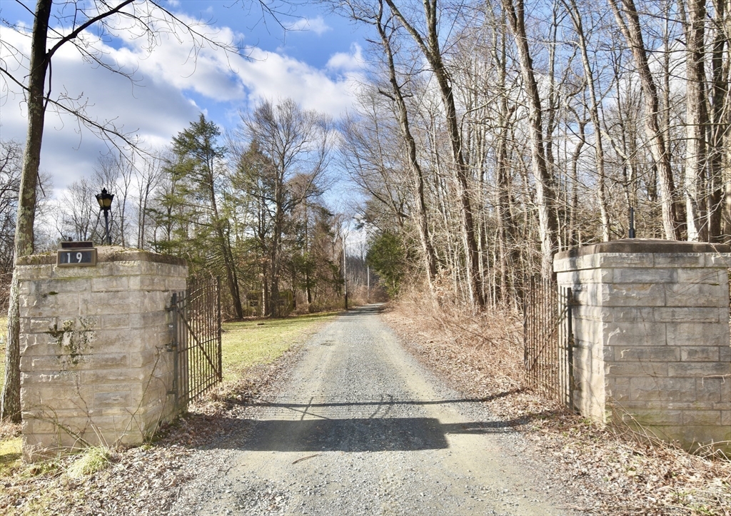 19 Charles Johnson Road Southwick, MA 01077 - Photo 8 of 30 Gallery Image 8