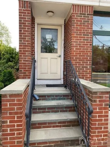 $2,850 | 541 Middlesex Avenue, Unit 1, Metuchen, NJ 08840