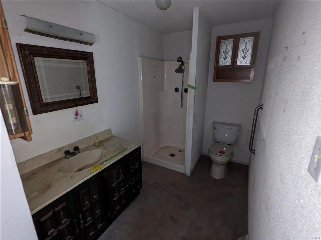 8331 Old Lebanon Troy Road Troy, IL 62294 - Photo 17 of 21