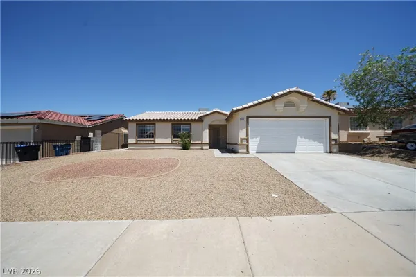 $1,995 | 916 Clubview Drive, Henderson, NV 89015