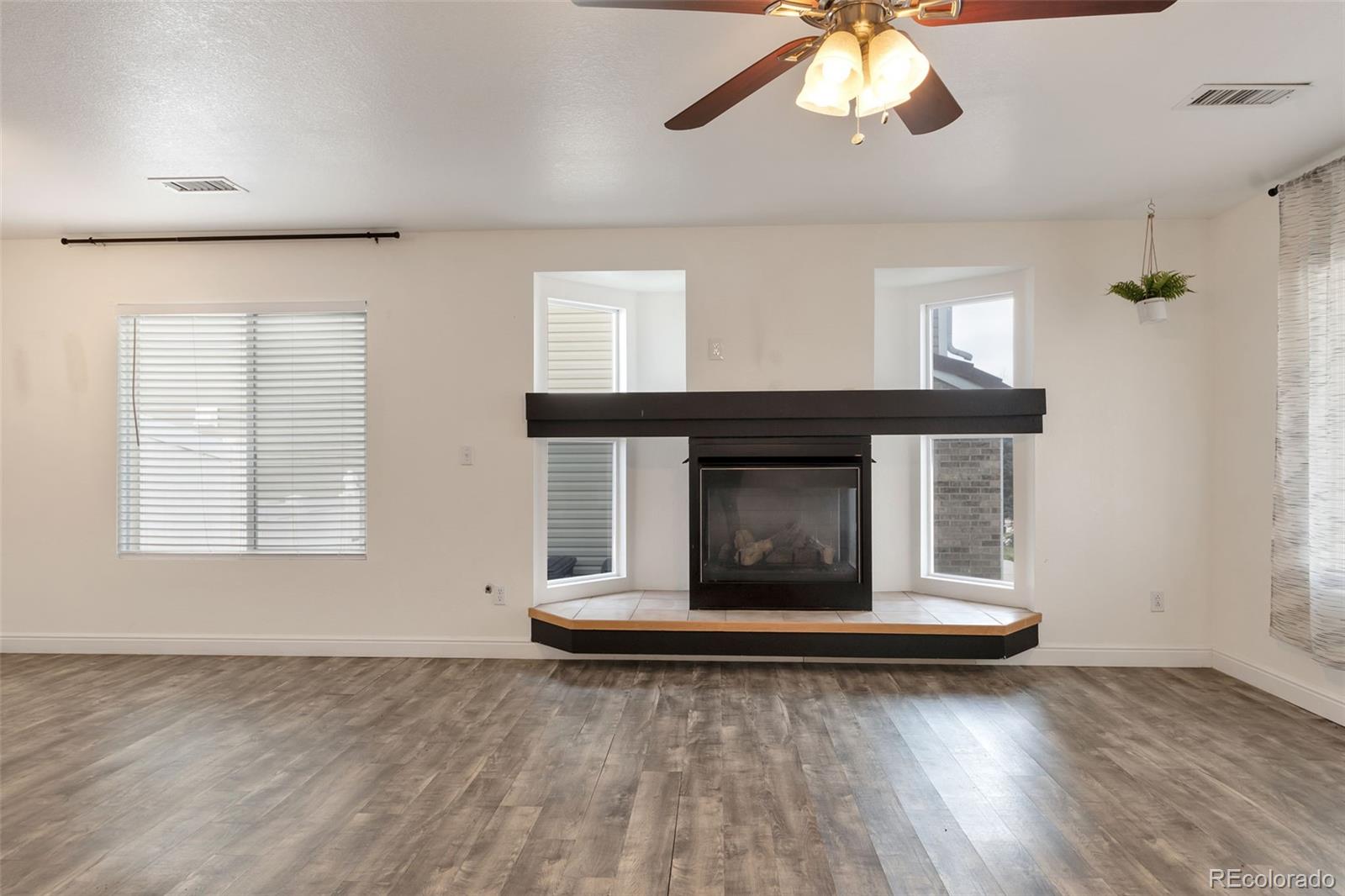 5128 Orleans Court Denver, CO 80249 - Photo 10 of 30