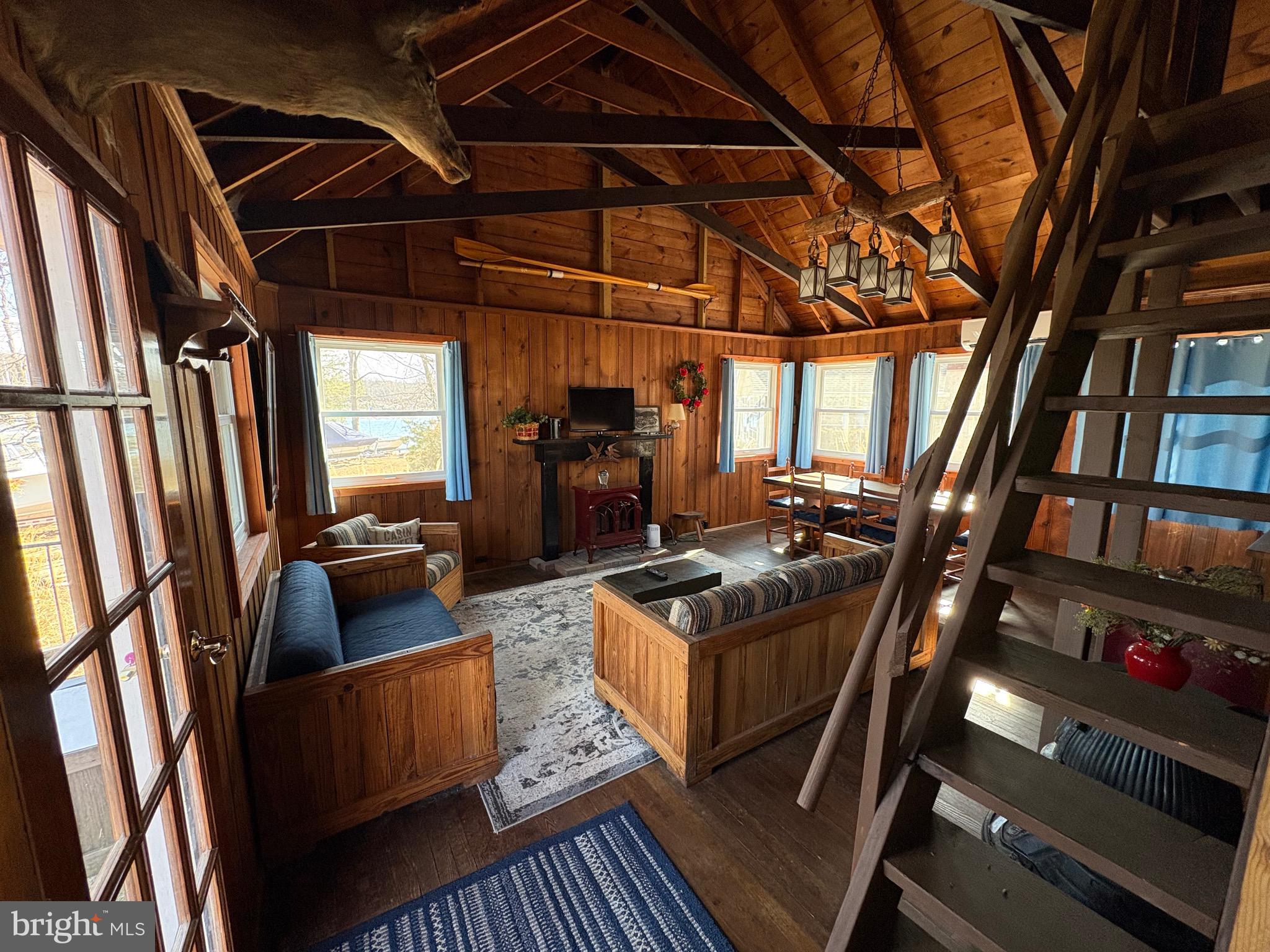 132 Club Road Pasadena, MD 21122 - Photo 18 of 29 Main room