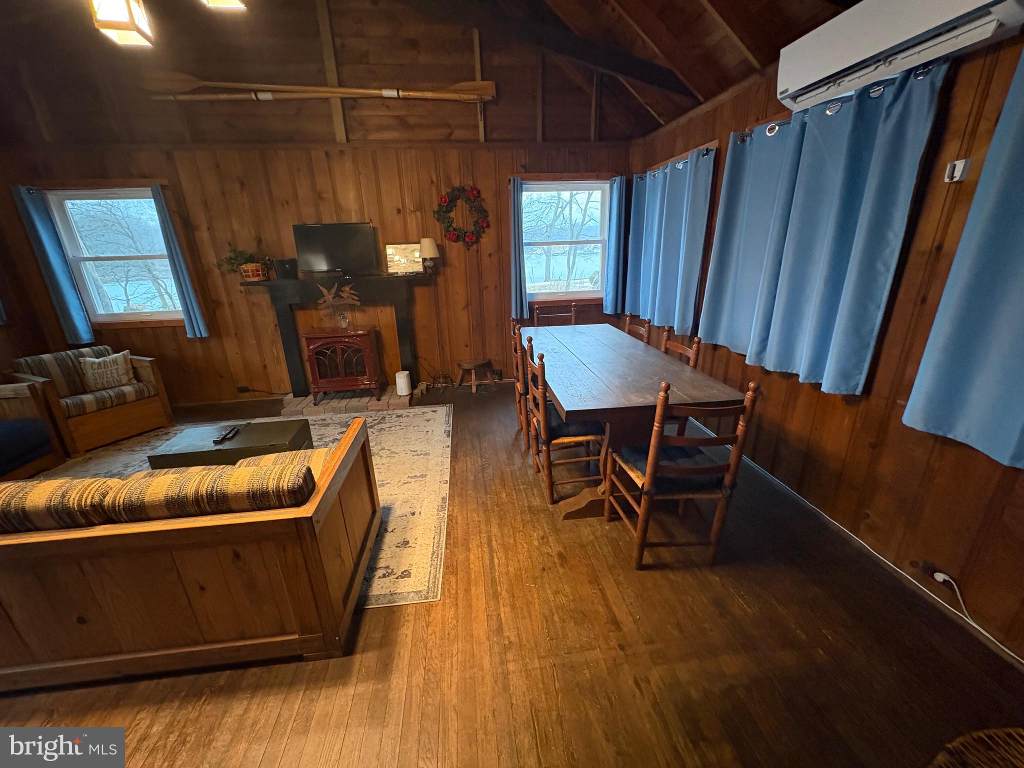 132 Club Road Pasadena, MD 21122 - Photo 5 of 29