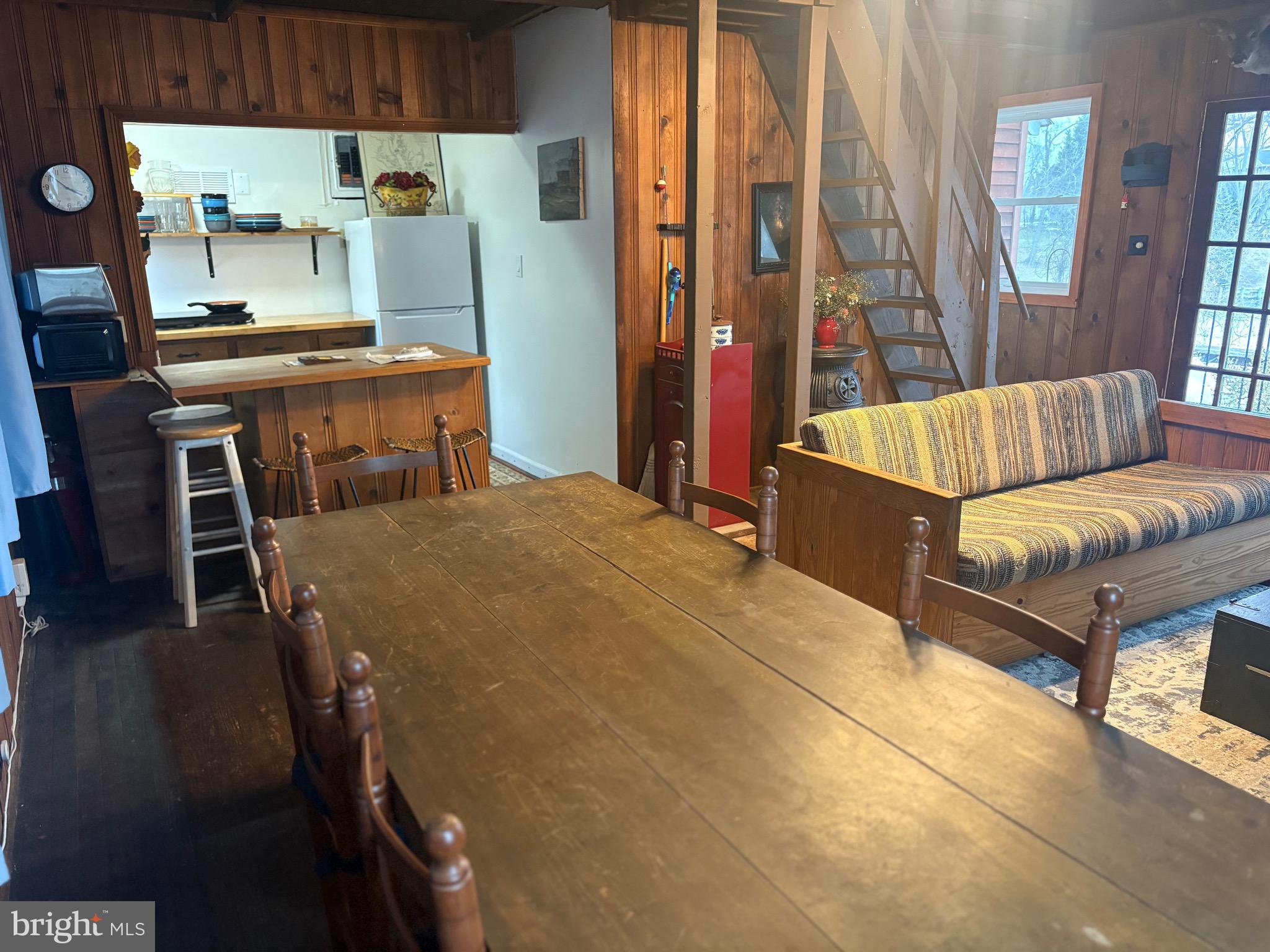 132 Club Road Pasadena, MD 21122 - Photo 7 of 29 Kitchen and Dining area