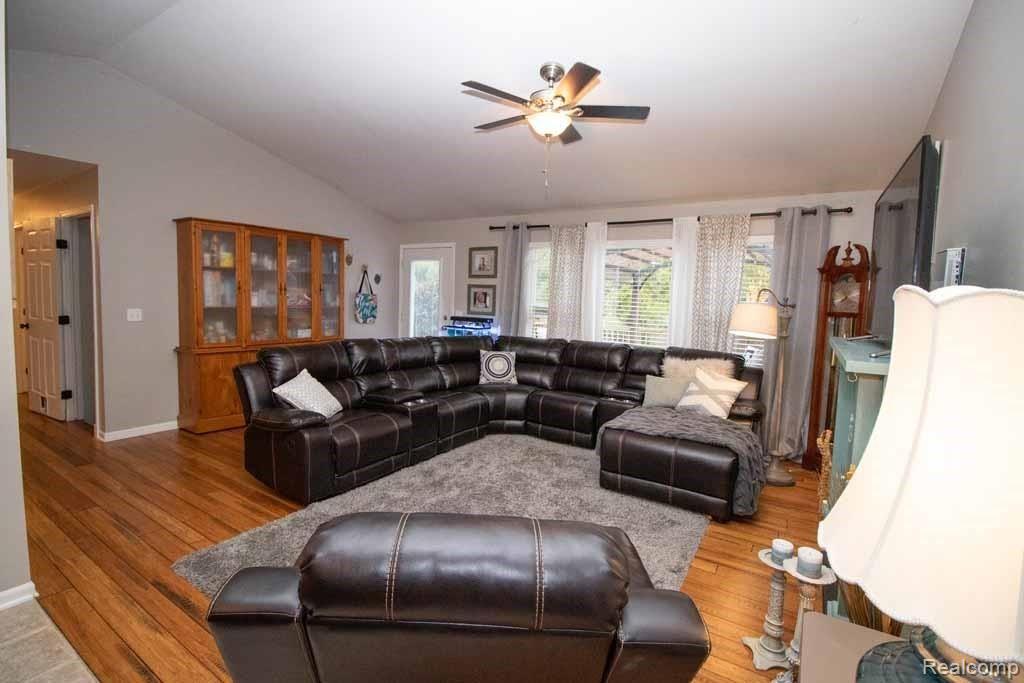 740 Brower Road Fowlerville, MI 48836 - Photo 10 of 49