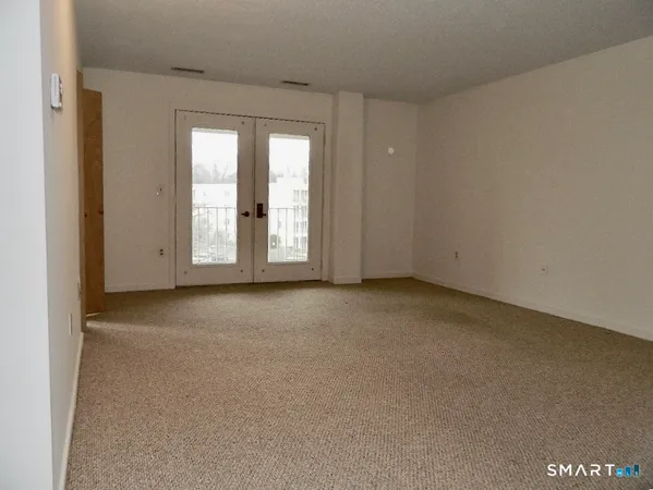 $1,950 | 75 Washington Avenue, Unit 2317, Hamden, CT 06518