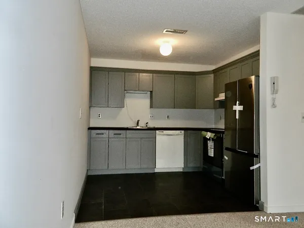 $1,950 | 75 Washington Avenue, Unit 2317, Hamden, CT 06518