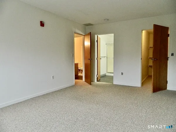 $1,950 | 75 Washington Avenue, Unit 2317, Hamden, CT 06518