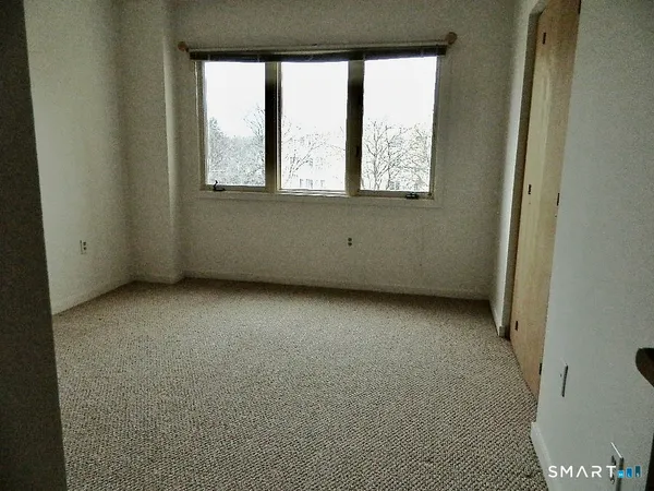$1,950 | 75 Washington Avenue, Unit 2317, Hamden, CT 06518