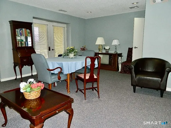 $1,950 | 75 Washington Avenue, Unit 2317, Hamden, CT 06518