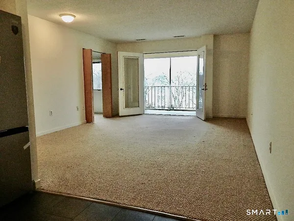 $1,950 | 75 Washington Avenue, Unit 2317, Hamden, CT 06518