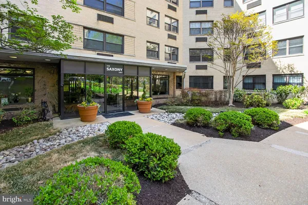 $165,000 | 1801 Clydesdale Place Northwest, Unit 323, Washington, DC 20009