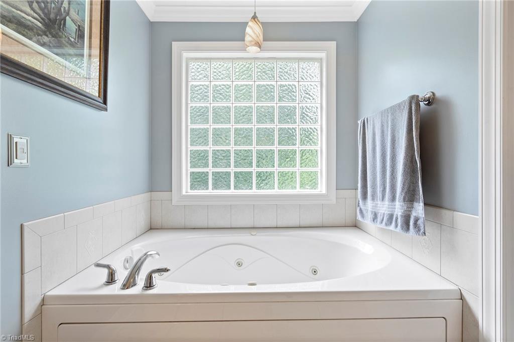 5651 Farmstead Road Pfafftown, NC 27040 - Photo 26 of 50 Gallery Image 26