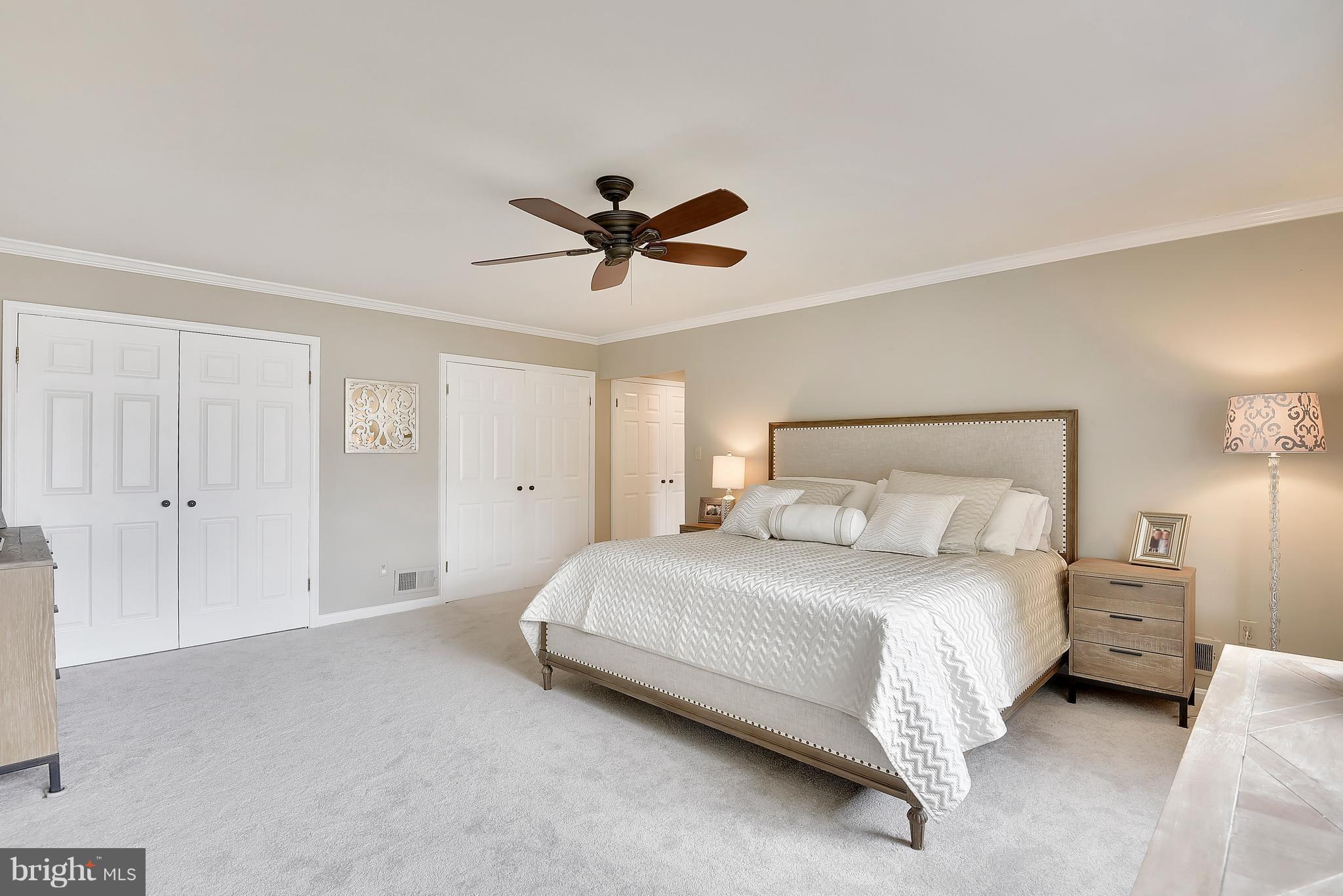 6 Thorburn Road Gaithersburg, MD 20878 - Photo 18 of 30 Huge Master Bedroom w/ Sitting Room