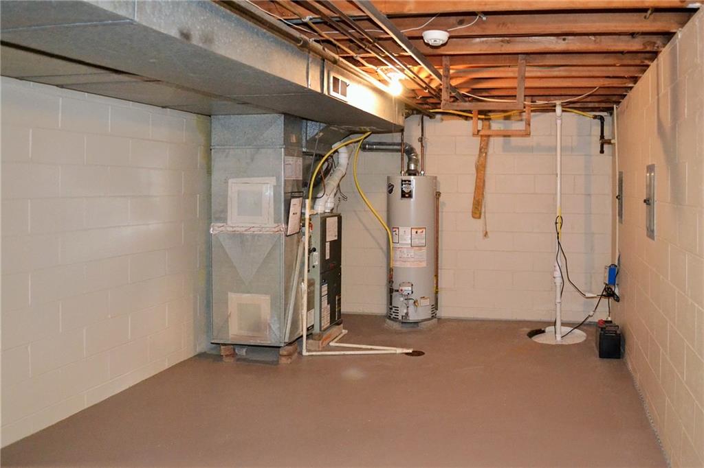 6233 Cromwell Road Indianapolis, IN 46250 - Photo 21 of 24 Gallery Image 21