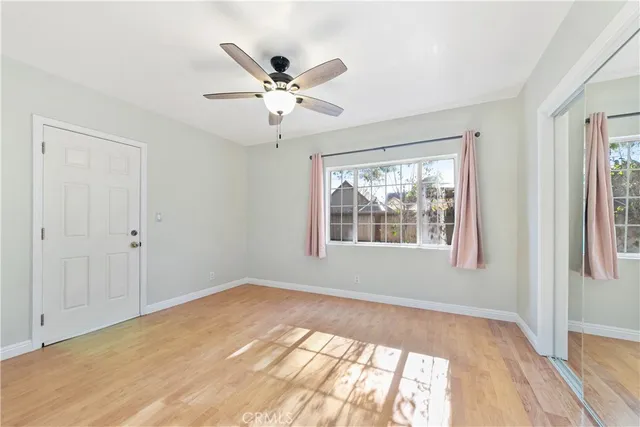 $4,500 | 912 North Howard Street, Glendale, CA 91207