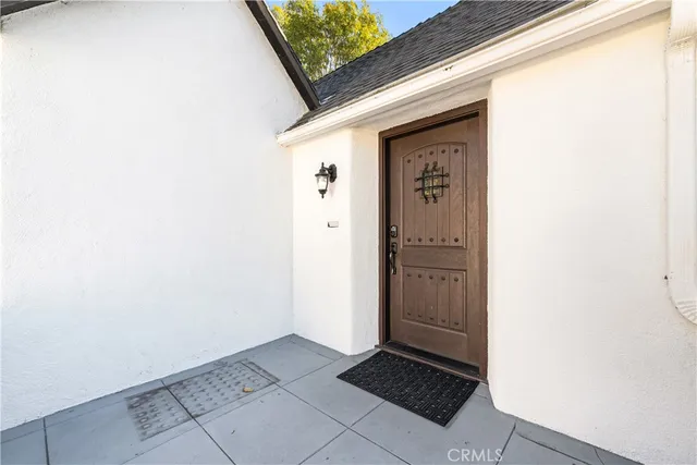 $4,500 | 912 North Howard Street, Glendale, CA 91207