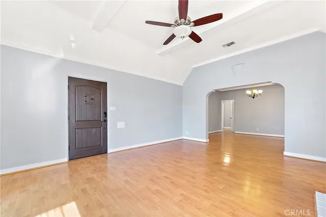 $4,500 | 912 North Howard Street, Glendale, CA 91207