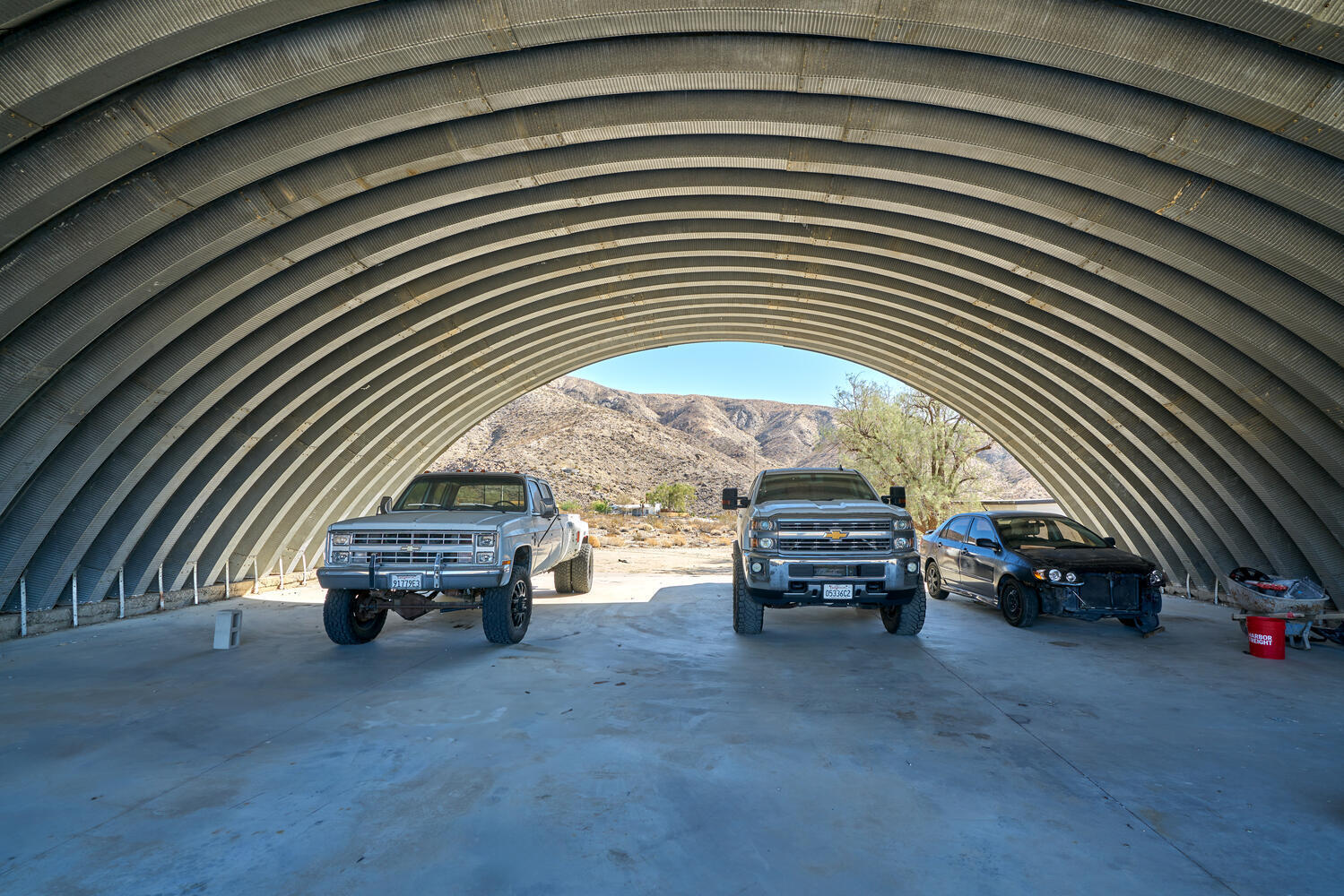 73300 Paradise Avenue Desert Hot Springs, CA 92241 - Photo 16 of 44 a view of parking area