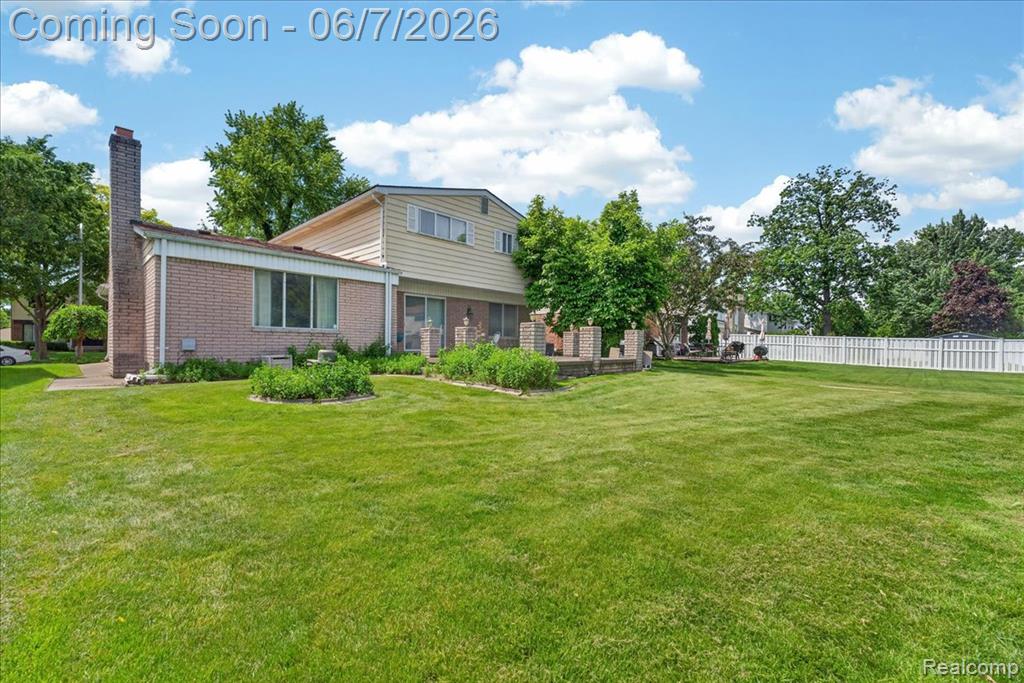 20257 Coachwood Road Riverview, MI 48193 - Photo 38 of 44