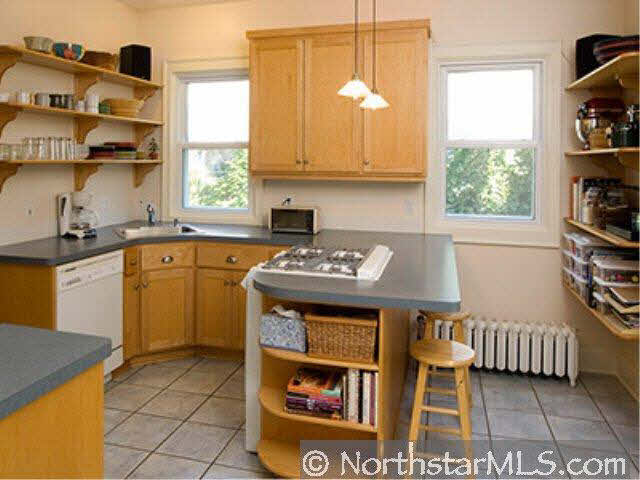217 Cedar Lake Road South Minneapolis, MN 55405 - Photo 5 of 10 Gallery Image 5