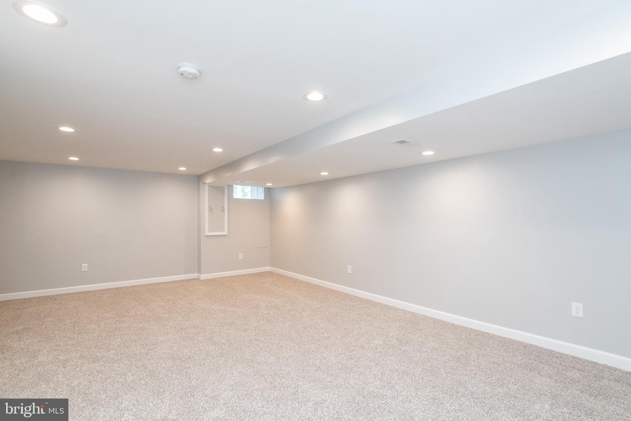 1905 Oxley Road Baltimore, MD 21222 - Photo 33 of 43