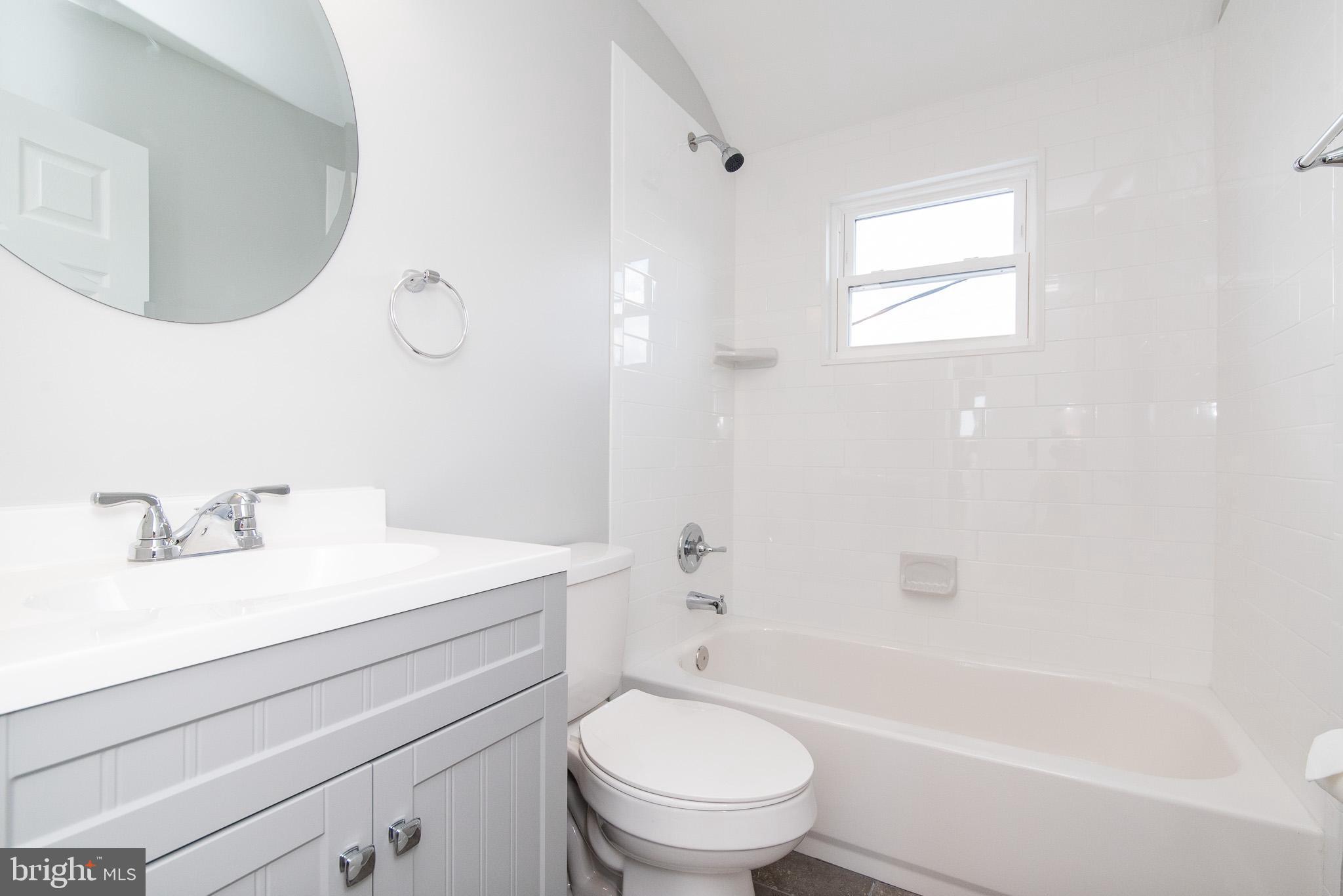 1905 Oxley Road Baltimore, MD 21222 - Photo 8 of 43 Gorgeous Baths!