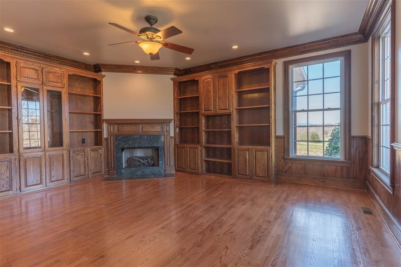 210 Cooper Street Inman, SC 29349 - Photo 6 of 36