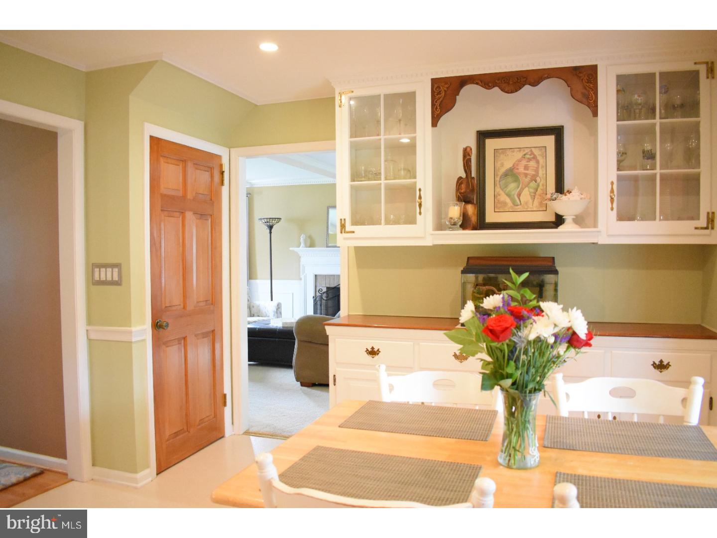 808 Heritage Road Riverton, NJ 08077 - Photo 14 of 25 Gallery Image 14