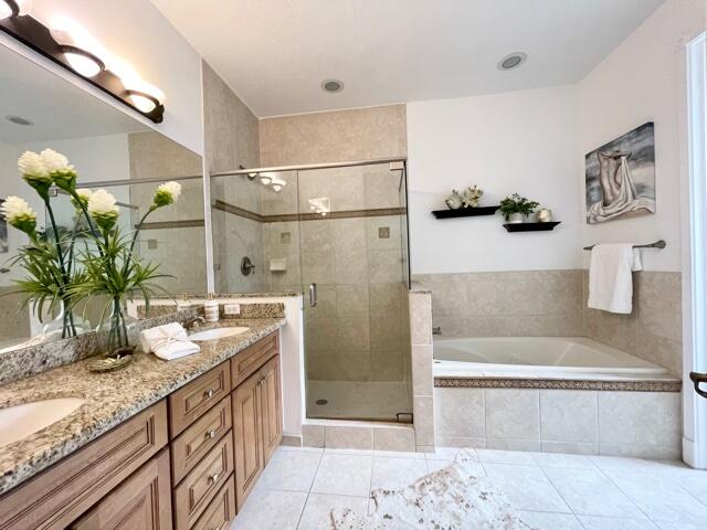 8308 Northwest 8th Way Boca Raton, FL 33487 - Photo 28 of 52 Master bathroom