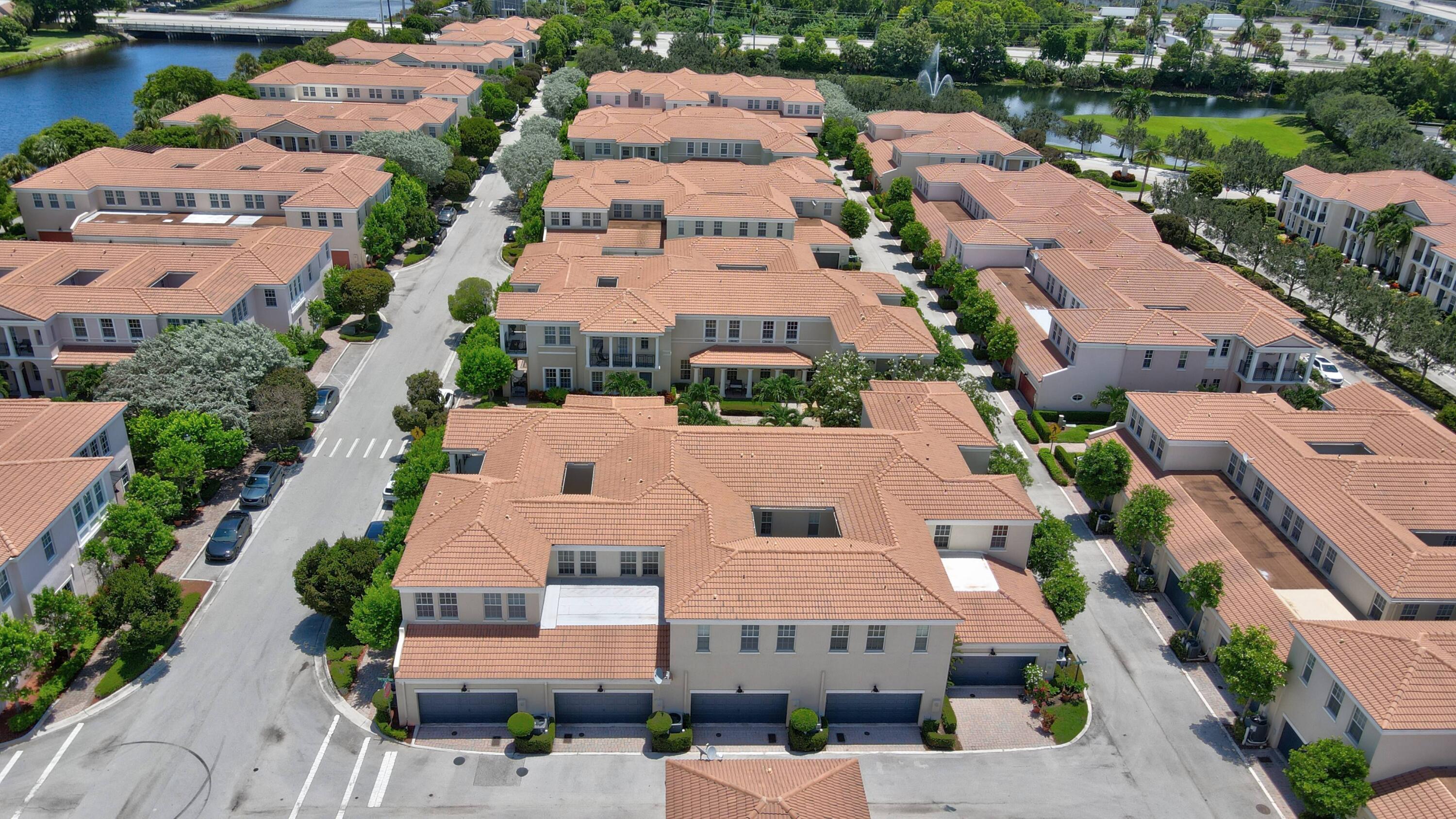 8308 Northwest 8th Way Boca Raton, FL 33487 - Photo 41 of 52 Aerial looking at garage