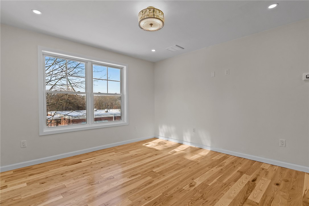 34 Theresa Street Johnston, RI 02919 - Photo 17 of 26