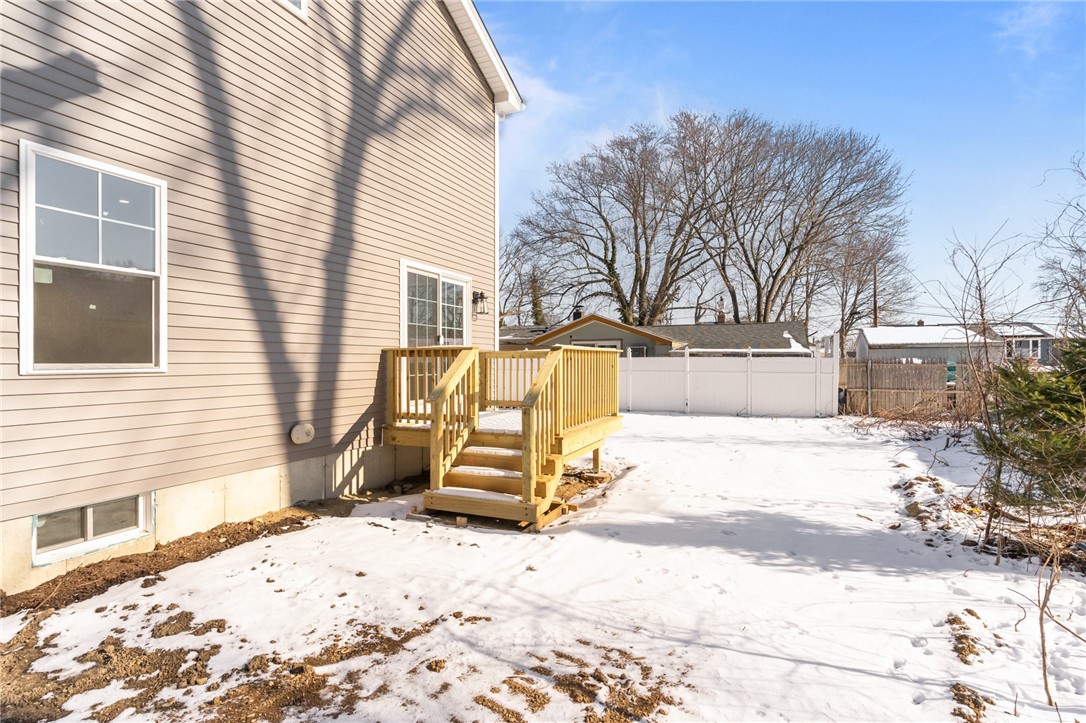 34 Theresa Street Johnston, RI 02919 - Photo 3 of 26