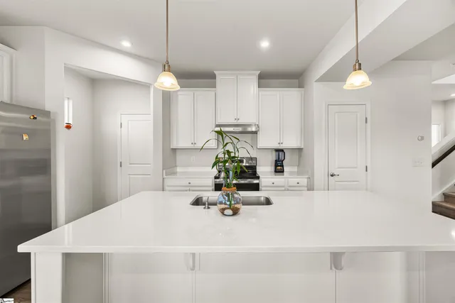 $320,000 | 8 Wiltshire Circle, Easley, SC 29642