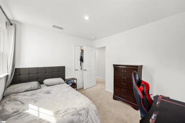 $320,000 | 8 Wiltshire Circle, Easley, SC 29642