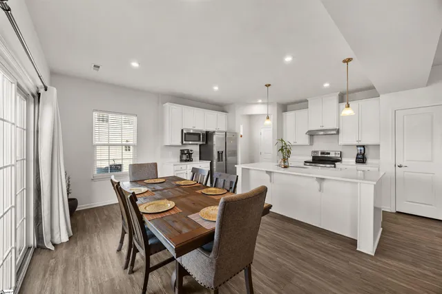 $320,000 | 8 Wiltshire Circle, Easley, SC 29642