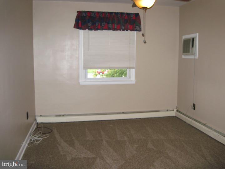 15134 Carter Road Philadelphia, PA 19116 - Photo 8 of 15 Gallery Image 8