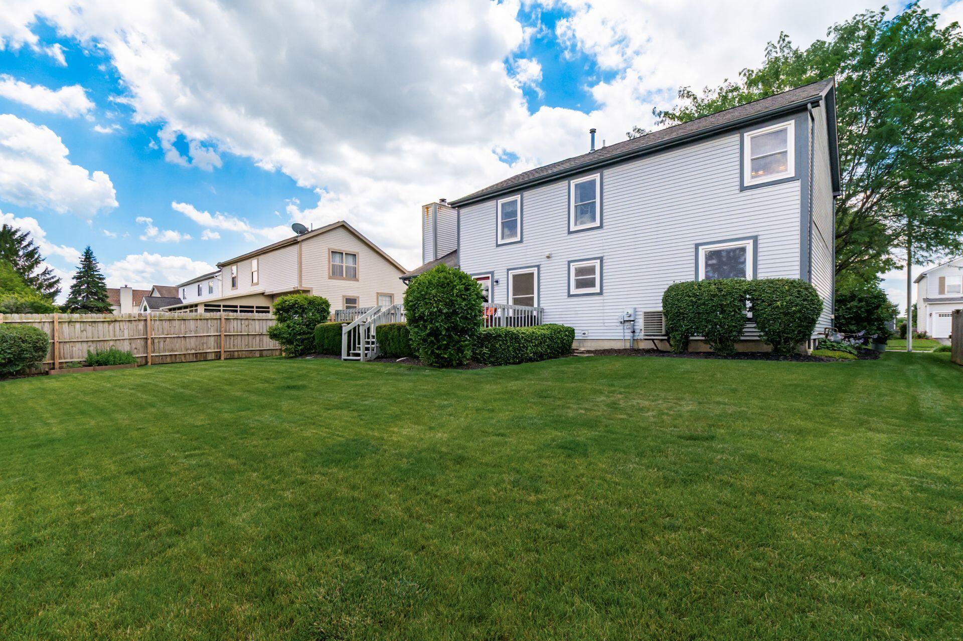 1042 Rousseau Lane Galloway, OH 43119 - Photo 38 of 47 040_ Ln Galloway OH 43119 USA