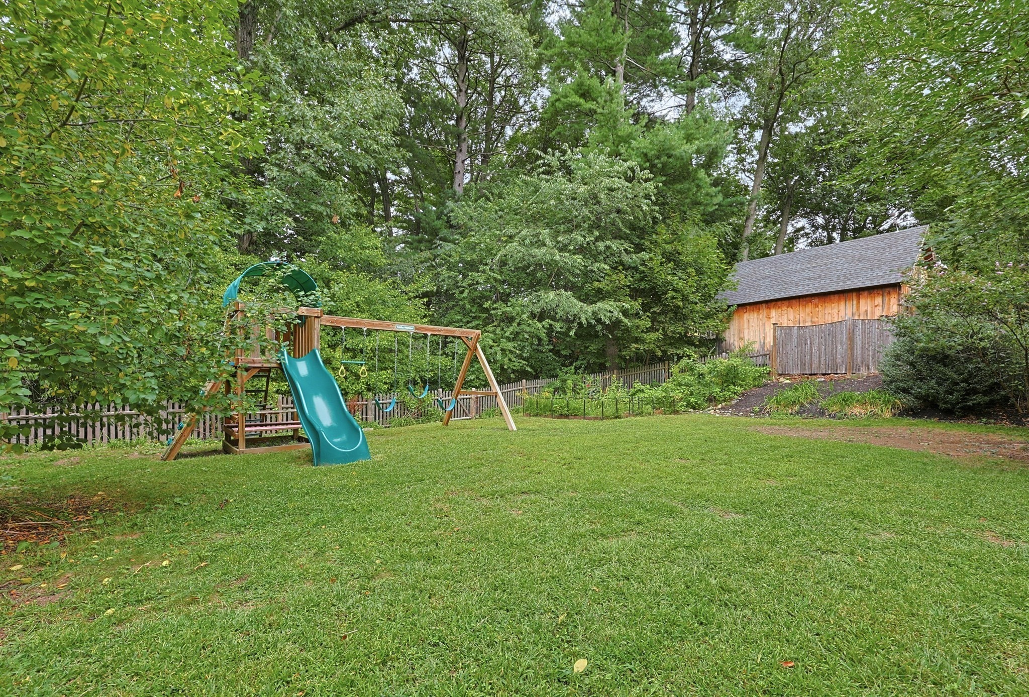 36 Intervale Terrace Reading, MA 01867 - Photo 6 of 30 Gallery Image 6